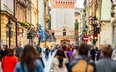 Overtourism dotarł do Polski. Miasta szukają sposobu na tłumy turystów