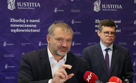 Minister sprawiedliwości Waldemar Żurek i członek zarządu Stowarzyszenia Sędziów Polskich „Iustitia”