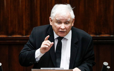 Sondaż: Polacy chcą dymisji Jarosława Kaczyńskiego