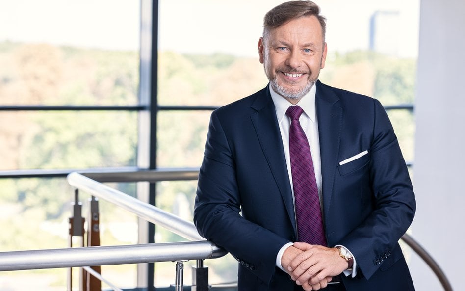Rafał Szmytke to doświadczony menedżer od lat związany z turystyką, do Polskiego Holdingu Hotelowego