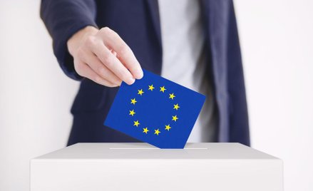 Polska głosuje. Pierwsze godziny bez incydentów