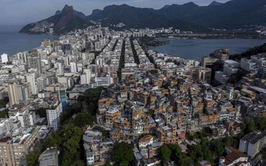 "Samochodowe" śluby w ogarniętej epidemią Brazylii