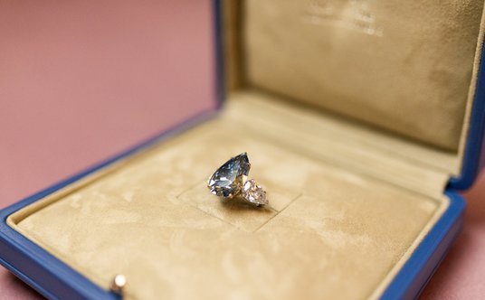 Bleu Royal - jaskrawoniebieski diament