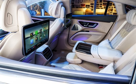 Mercedes EQS
