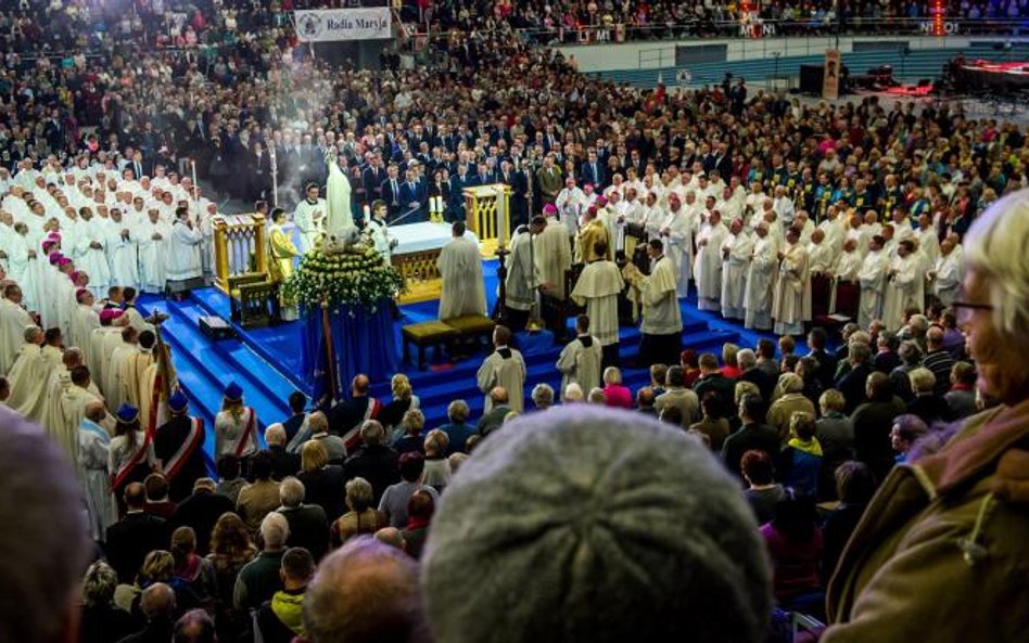 W uroczystościach 25. rocznicy powstania Radia Maryja wzięli udział politycy PiS.