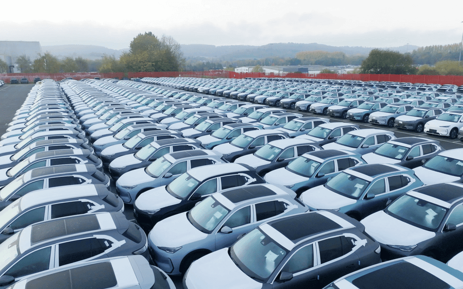 Geely EX5 w porcie w Bristolu