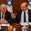 Od lewej szef MSZ Izraela Jair Lapid i premimer Naftali Bennett