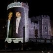 Zdjęcie przedstawiajace Jeffreya Epsteina i Donalda Trumpa na murach Zamku Windsor