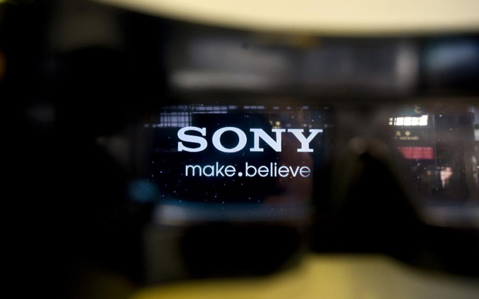 Sony pod kreską