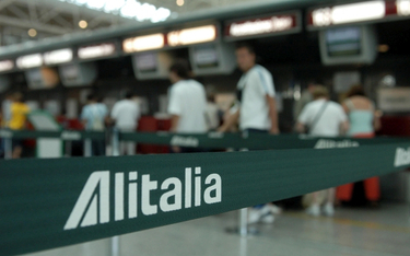 Alitalia i francuscy kontrolerzy lotów zapowiedzieli strajki