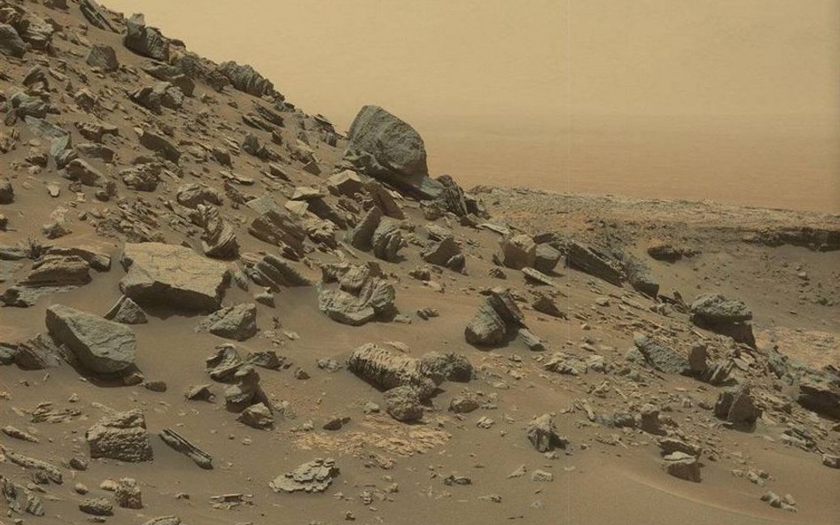 NASA prezentuje nowe zdjęcia z Marsa wykonane przez Curiosity