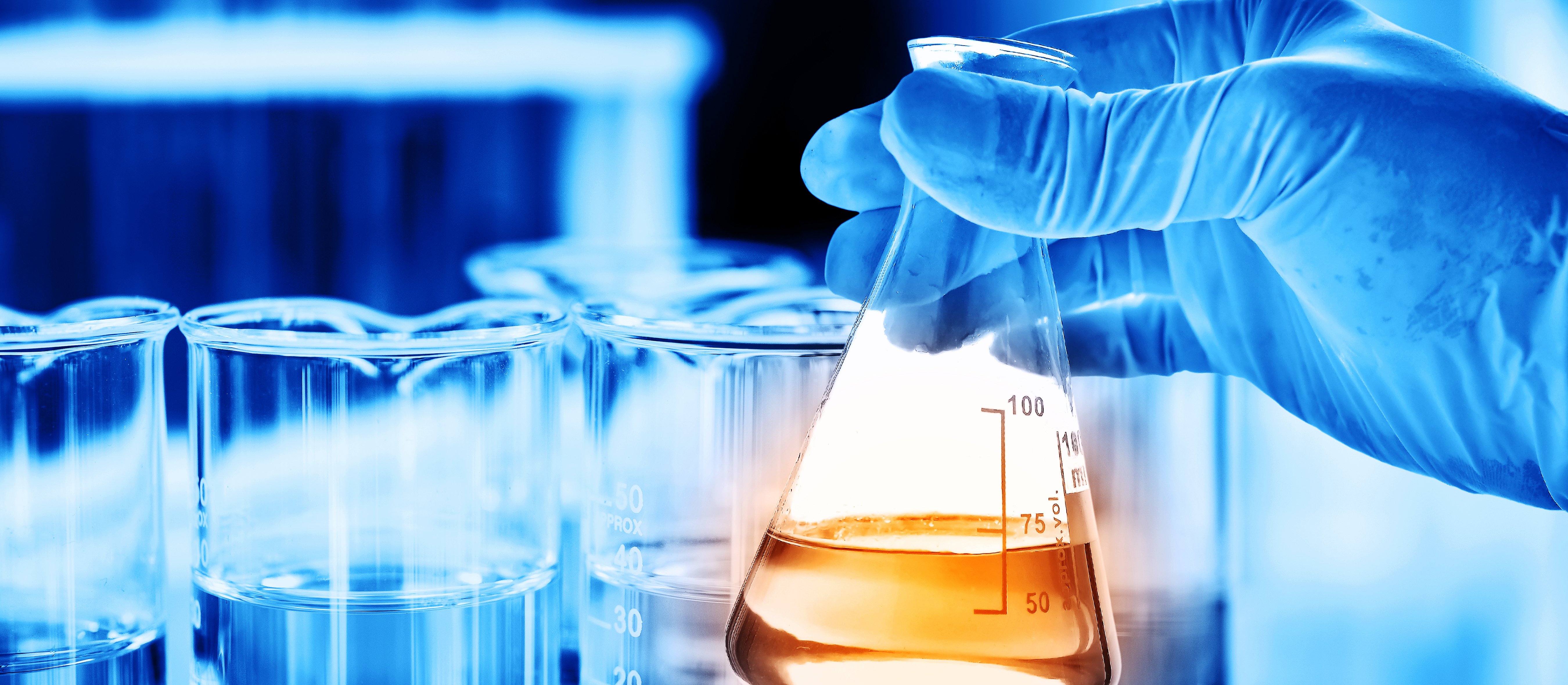 Pomyłka w laboratorium ujawniła przełom. Nowy sposób tworzenia leków