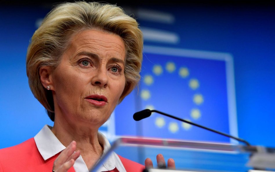 Ursula von der Leyen: Samoizolacja po kontakcie z zakażonym