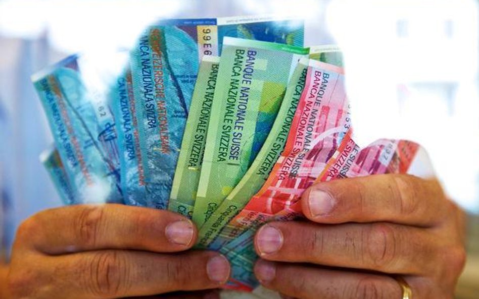 Nordea zaostrza warunki udzielania kredytów we frankach