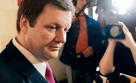 Krzysztof Grzegorek twierdzi, że został pomówiony, ale odchodzi w poczuciu odpowiedzialności za prac