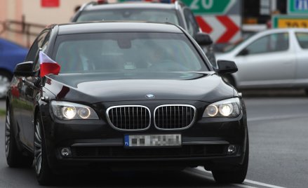 Kolizja samochodu SOP z tramwajem w Warszawie