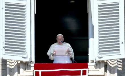 Papież Franciszek: świat, w którym żyjemy, rozpada się