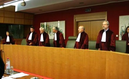 UKE mogła oprzeć się na wytycznych komisji