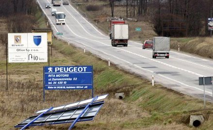 Stawek opłat za reklamy przy drodze nie można dowolnie różnicować