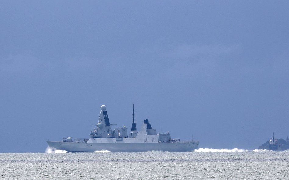 HMS Defender