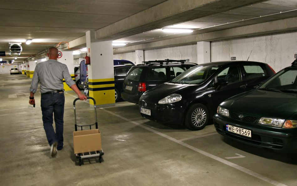 Podatek od nieruchomości: parking podziemny to budowla