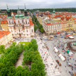 Rynek staromiejski w Pradze to jedno z najczęściej odwiedzanych miejsc w stolicy Czech.