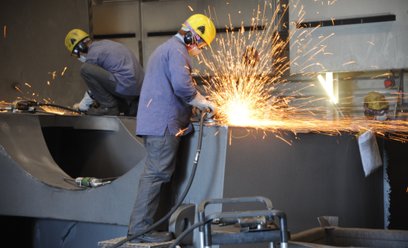 PMI dla polskiego przemysłu znów w górę. Najwyższy odczyt od kwietnia