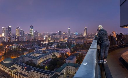 Noc Wieżowców. Warszawa widziana z góry