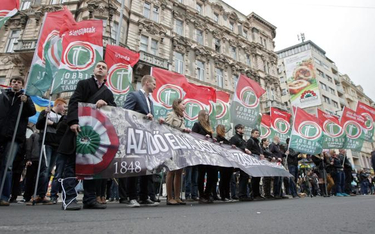 Pożądany sojusznik. Wskutek dużego osłabienia lewicy Jobbik (zdjęcie z demonstracji w Budapeszcie w 
