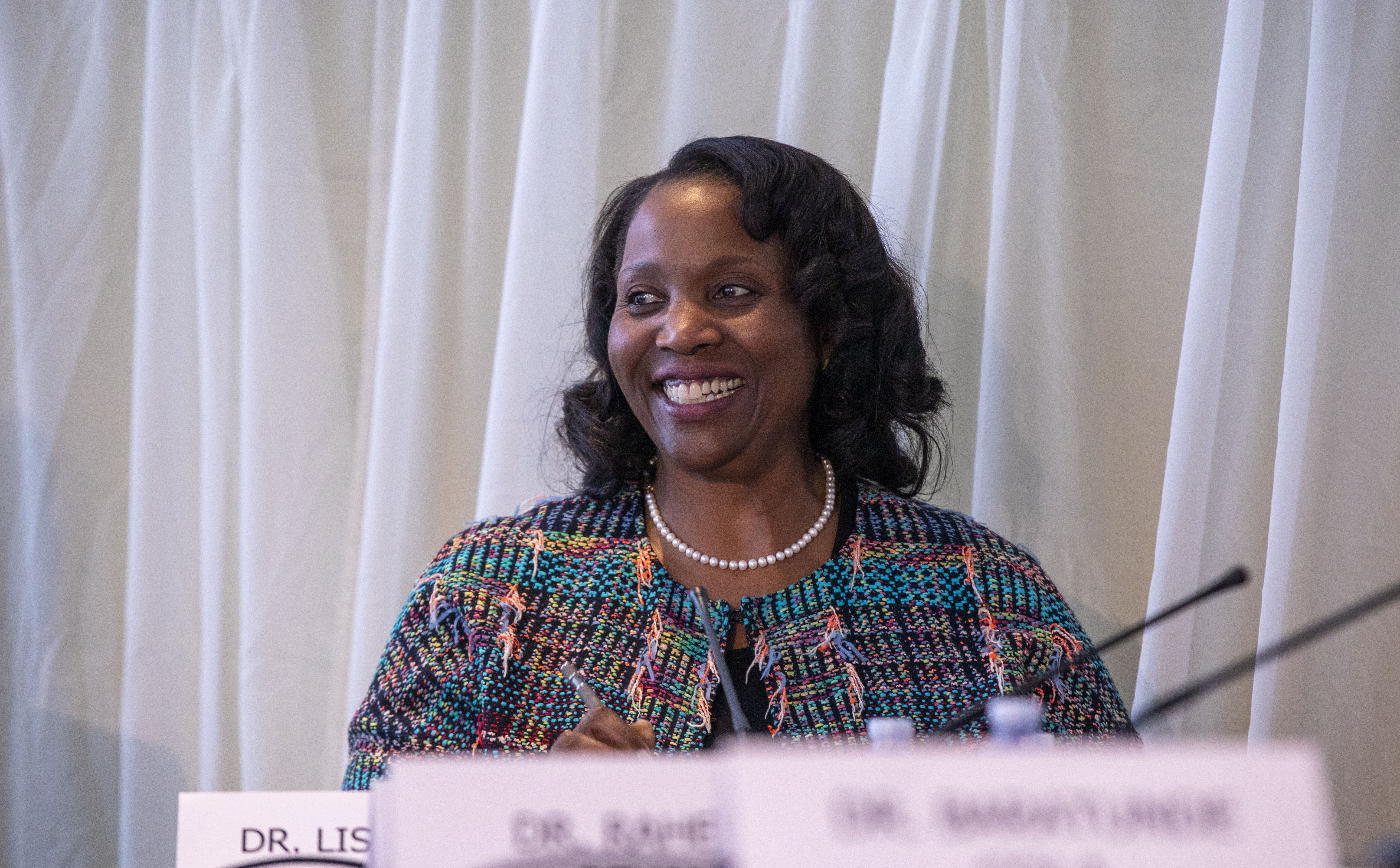 Kim jest pierwsza czarnoskóra kobieta, która została wybrana do zarządu Fedu?