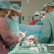 NFZ obniża wycenę operacji zaćmy