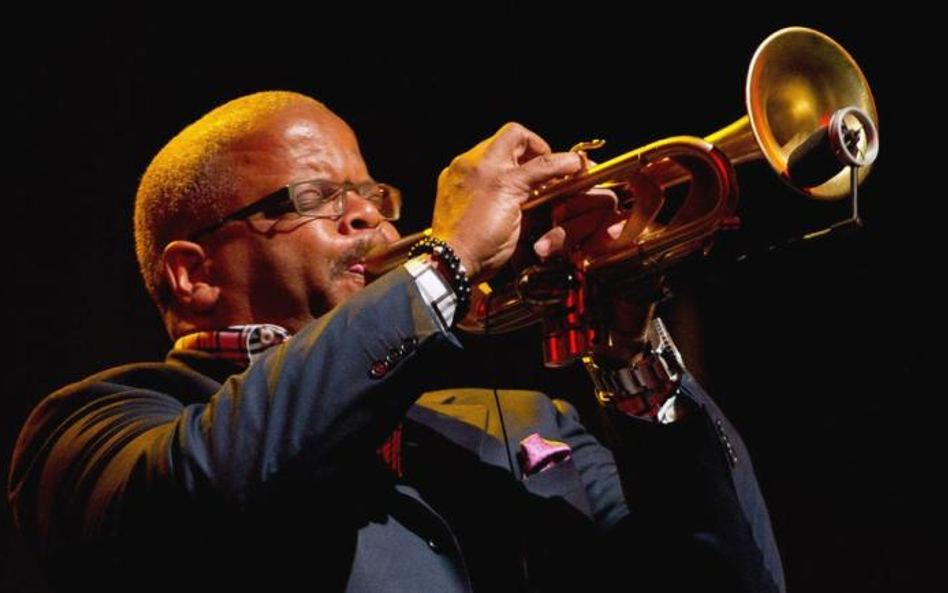 Terence Blanchard (rocznik 1962), wybitny trębacz, kompozytor, zaczął karierę w 1980 r. w orkiestrze