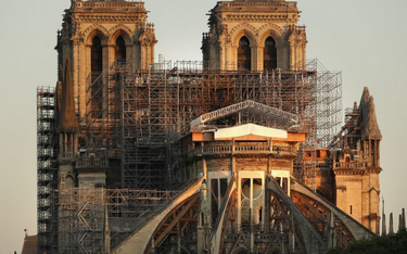 Rok po pożarze Katedry Notre Dame