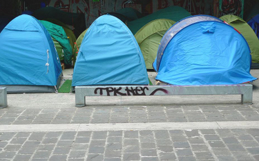Włochy: Caritas krytykuje namioty dla bezdomnych