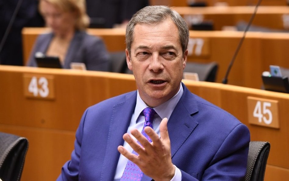 Nigel Farage poparł Marine Le Pen