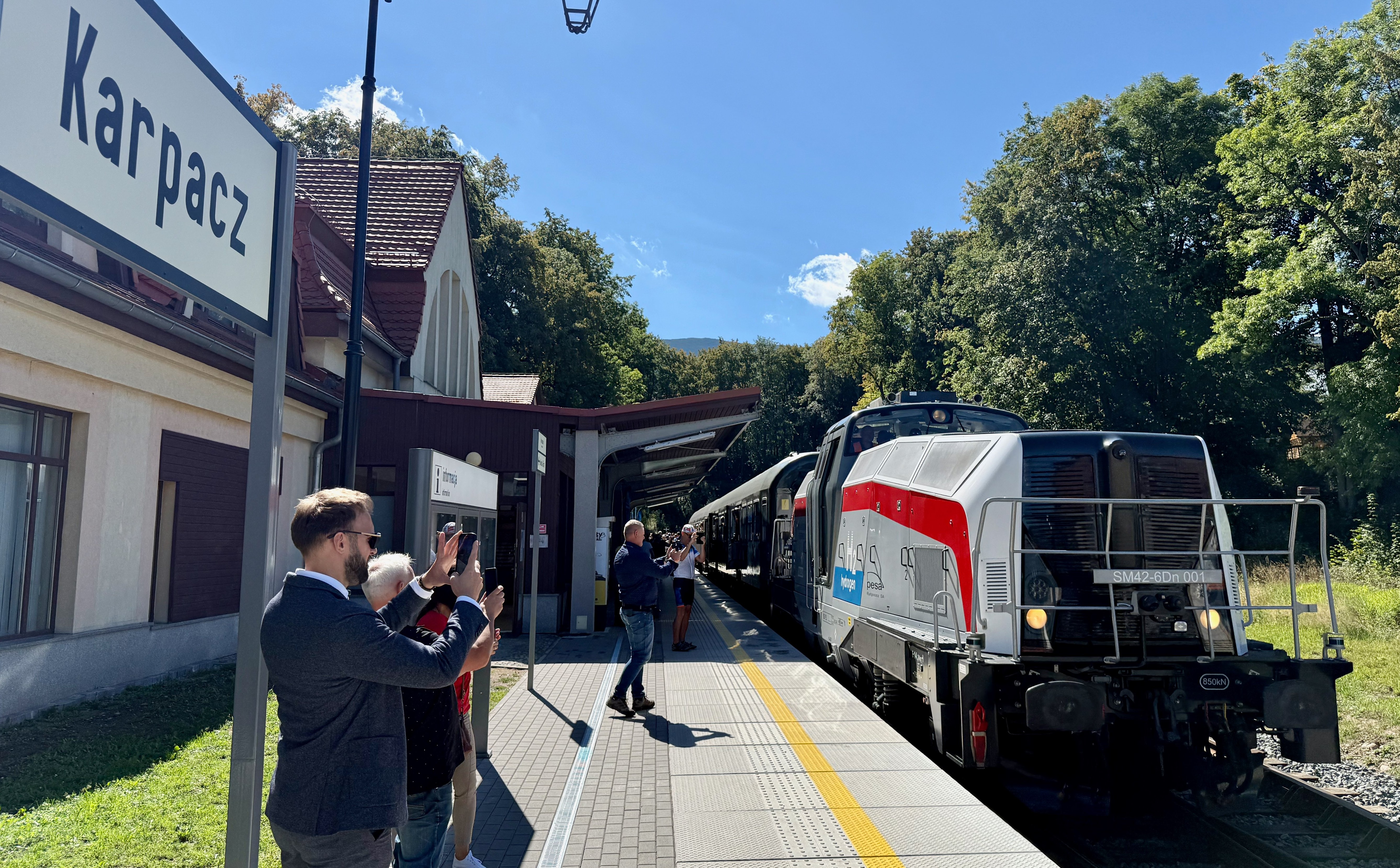 Alstom i Pesa na wygranym