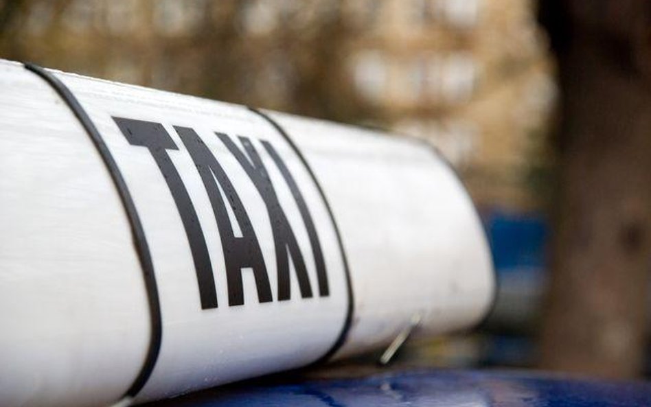 UOKiK w kilku miastach bierze pod lupę taksówki