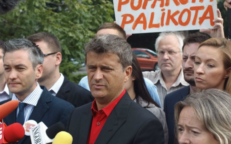 Nowa zmora Sejmu - Palikot i jego czterdziestu rozbójników