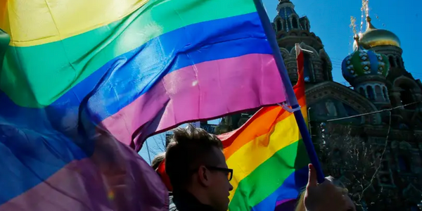 Po zakazie: wyjaśniamy, co grozi ruchowi LGBTQ w Rosji