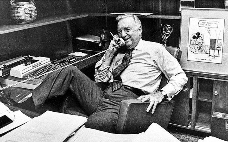 Walter Cronkite tuż przed swoim ostatnim programem w telewizji CBS, 1981 r.