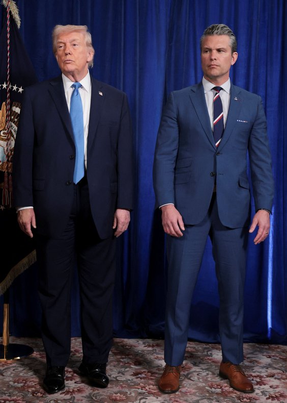 Prezydent USA Donald Trump i sekretarz obrony USA Pete Hegseth
