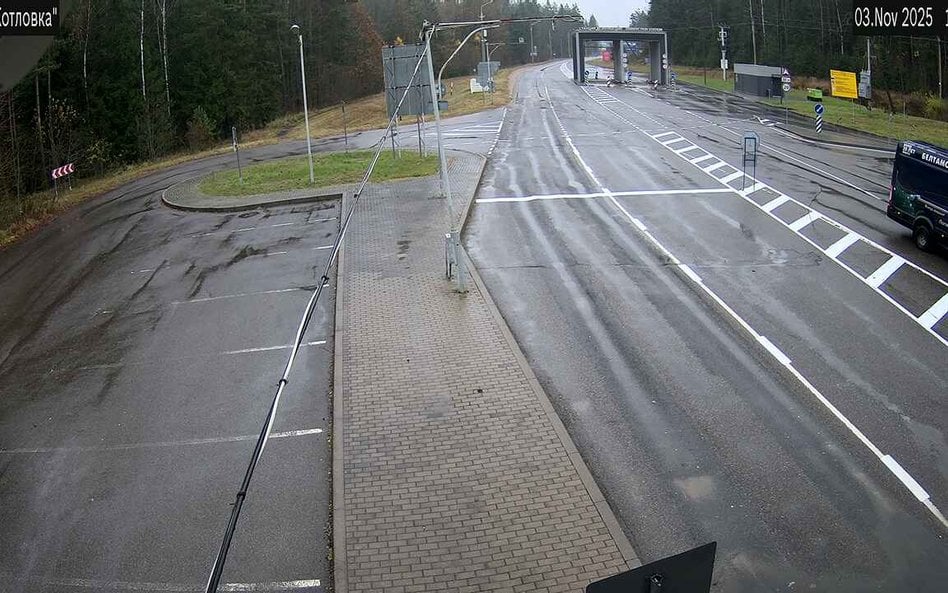 Opustoszałe przejście dla ciężarówek Kamiennyj Łog, 3 listopada 2025 roku