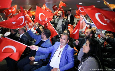 Turcja odchodzi od zachodnich standardów, którymi gorliwie się kierowała