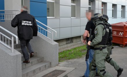 Miliony z VAT na karuzeli podatkowej