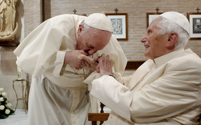 Papież Franciszek i papież emeryt Benedykt XVI