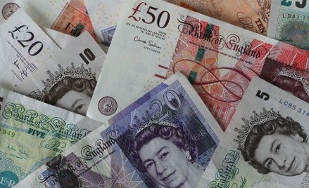 Izby rozliczeniowe mogą obsługiwać klientów w UE po twardym brexicie