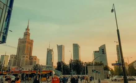 Cudzoziemcy pracujący w naszym kraju wysoko ocenili komunikację i drogi w Polsce.