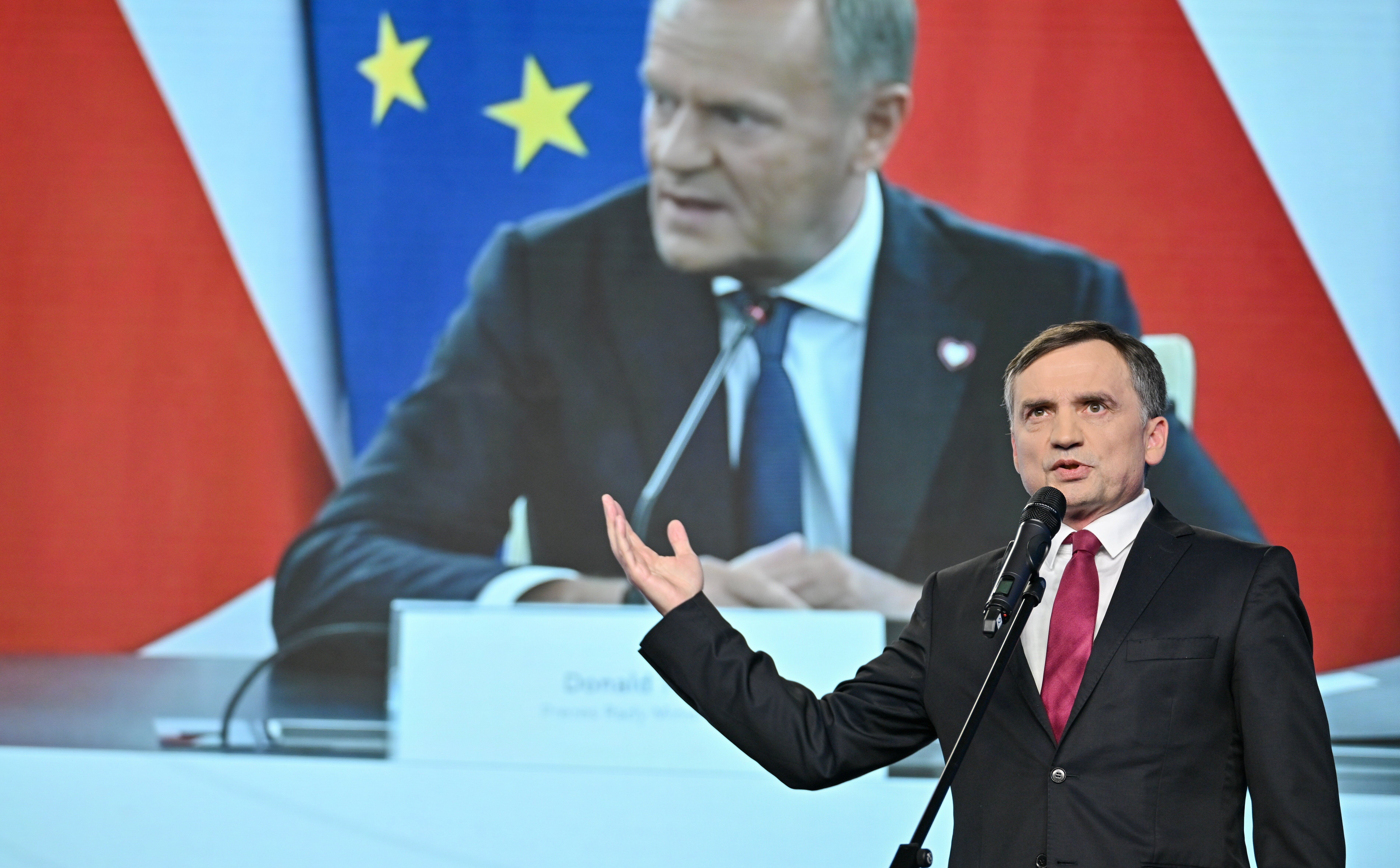 Bogusław Chrabota: Zbigniewa Ziobry cyrk w budowie