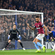 Premier League: Hazard-Fabiański 2:0. Chelsea na podium