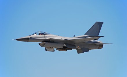 F-16